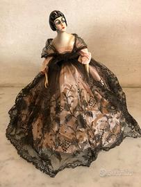 Bambola antica da boudoir