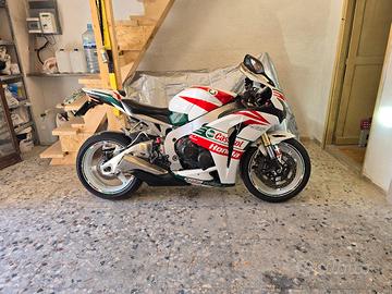 honda cbr 1000rr 