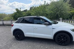 T ROC R LINE