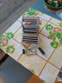 macchina per la pasta manuale