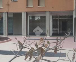 NEGOZIO A BRESCIA