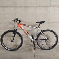 Bicicletta MTB