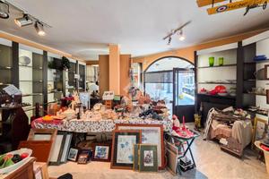 NEGOZIO A SANT'ANGELO LODIGIANO