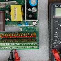 Alimentatore telecamere 12V 5A