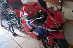 Honda cbr 600 rr 2024