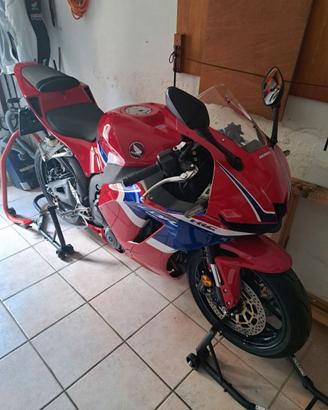 Honda cbr 600 rr 2024