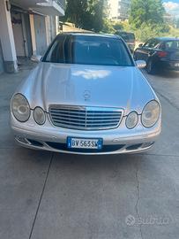 Mercedes E270