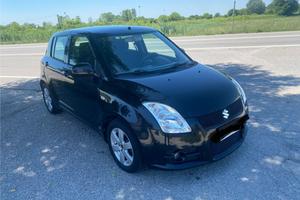 Suzuki Swift GPL