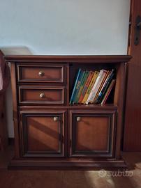 Mobiletto in legno vintage