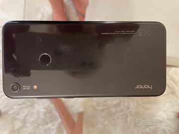 Telefono smartphone Honor8A