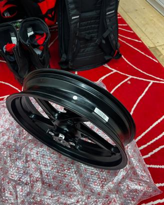 Cerchi originali Ducati Streetfighter V4/V4S 2025