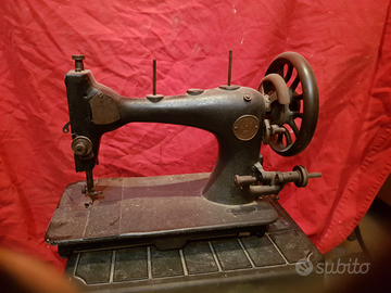 Vecchia macchina da cucire