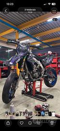 Avantreno motard
