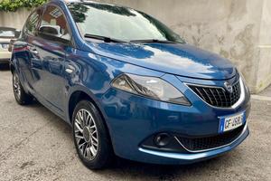 Lancia Ypsilon Hybrid Gold