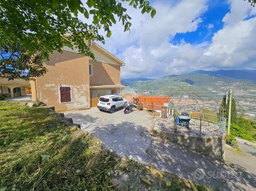 3 LOCALI A CASTELLARO