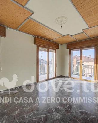 Appartamento di 110 m² con 3 locali e posto auto a