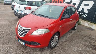 lancia ypsilon 2012 gpl casa 