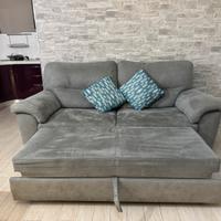 Divano  Grigio poltrone e sofà!!comodissimo!!