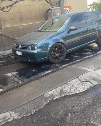 Golf 4