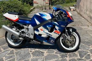 Suzuki GSX R 750 SRAD 1998