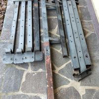 Staffe in ferro ( set di 19 pezzi)