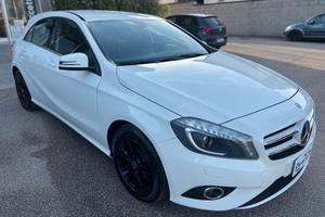 Mercedes-benz A 180 cdi 109cv SPORT NAVI/XENON/PEL