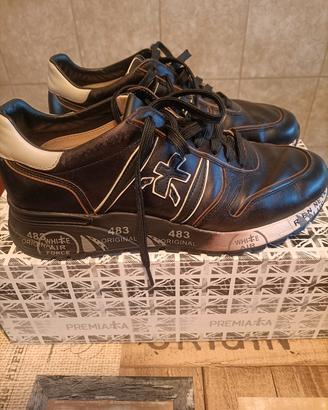 Scarpe sportive