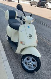VESPA ET4 - 50