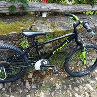 bici bambino decathlon verde e nera front 