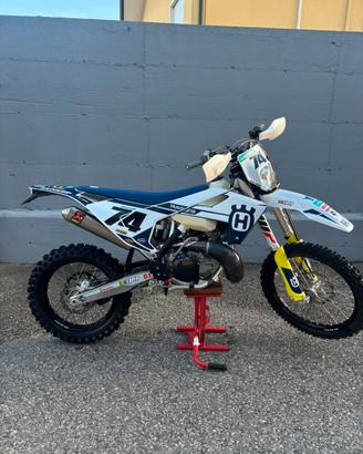 Husqvarna te 300 63 ore totali!!