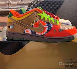 Scarpe da ginnastica Nike SB Dunk "What the Dunk".