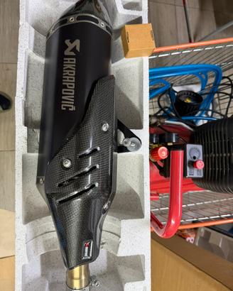 SCARICO AKRAPOVIC PER XADV 750