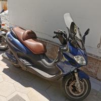Piaggio X9 500