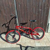bicicletta  bmx