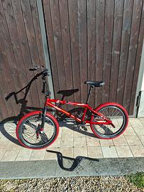 bicicletta  bmx