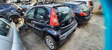 PEUGEOT 107 - RICAMBI
