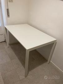 Tavolo bianco Ikea