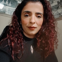 Massaggiatrice, commessa, cassiera