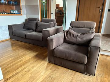 Divano letto, Poltrona e coppia pouf