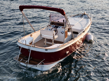 Gozzo veloce Altair 25 Dasamarine semiplanante