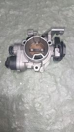 Corpo farfalalto Aprilia mana 850