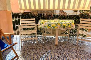Ischia porto 30 mt dalla spiaggia s.pietro