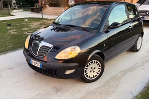 Lancia Ypsilon 1.2 Oro