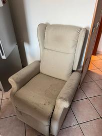 Poltrona reclinabile