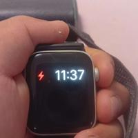 Apple watch 4 serie nike