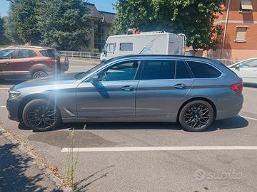 BMW  SERIE 5  520D   2.0  2019 euro 6