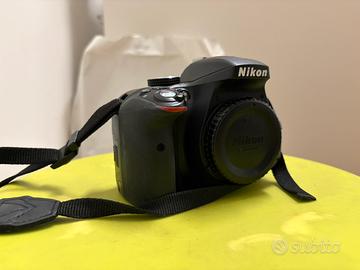 Nikon D3300| 6532 scatti - Come nuova - SOLO CORPO
