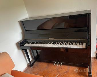 Pianoforte verticale J. Becker