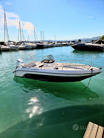 Barca Ranieri 19 s + Suzuki 140