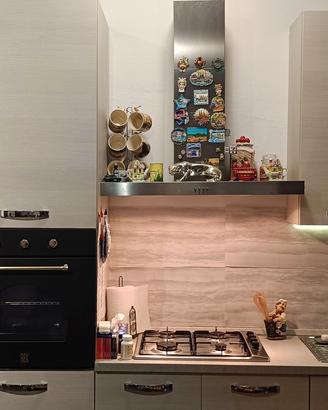 cucina 300 cm +forno+ piano cottura 